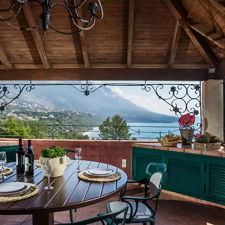 Alekata Traditional Villas Of Kefalonia Willa